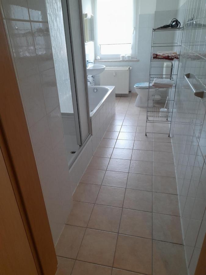 2 Raum Wohnung Im Dg Zwickau Luaran gambar
